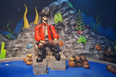 Pirate skeleton in Mermaid course